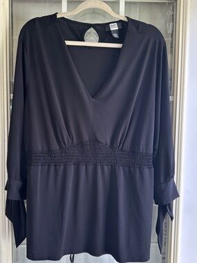 Studio 1940 Black V-Neck Tunic Top with Tie Waist